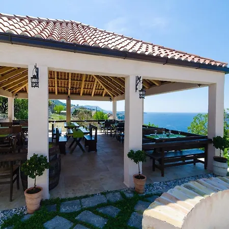 Daire With Sea View In