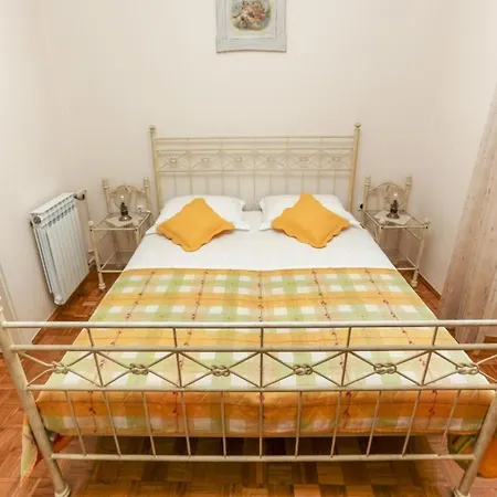 With Sea View In Apartament *