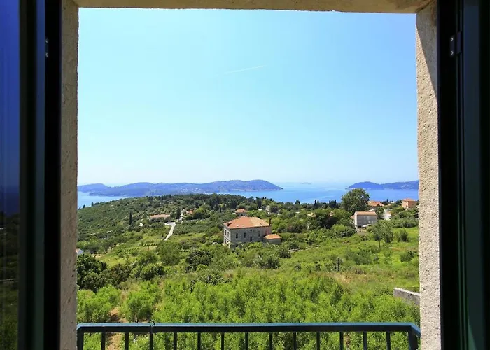 Apartament With Sea View In Orašac